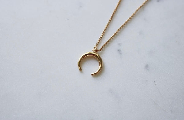 PH 18K Gold-Plated | Crescent Moon Necklace