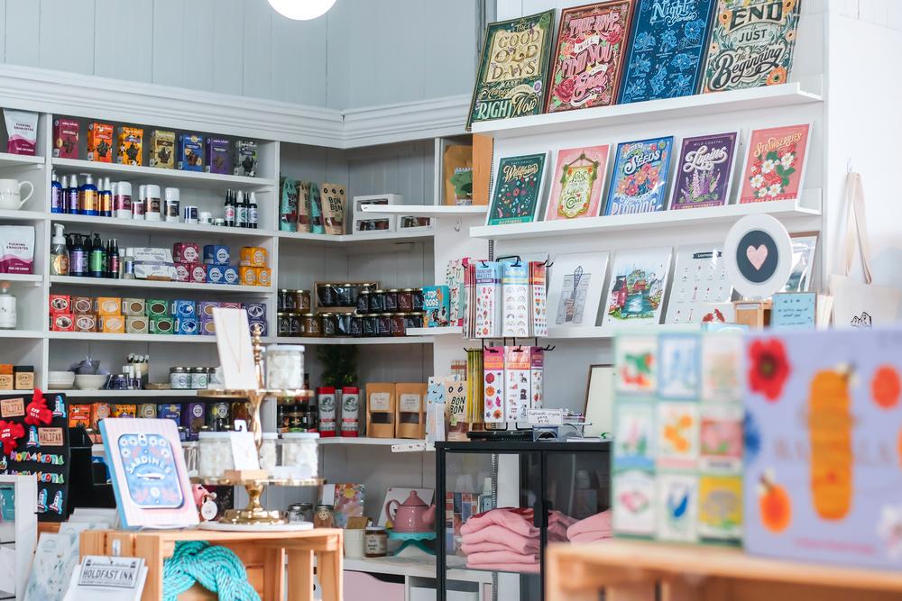 Small Gift Shop Design Ideas Leader